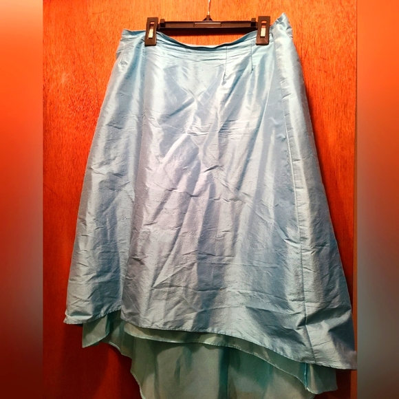 David's Bridal Dresses & Skirts - Stunning silk linen blend hi-low skirt sz10 from David's Bridal
